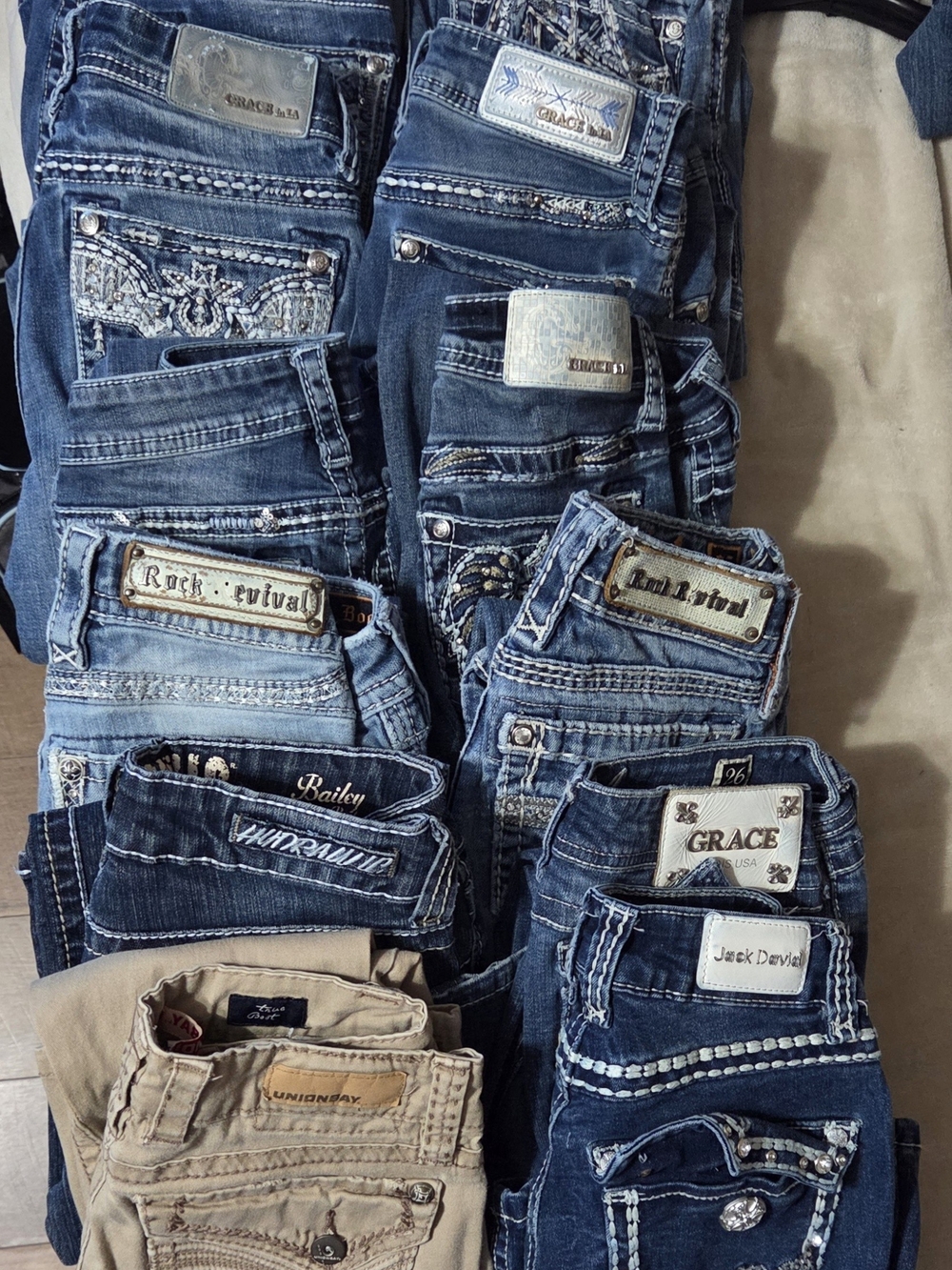 Assorted Womens Denim Jeans Stack - Blue & Khaki Mix